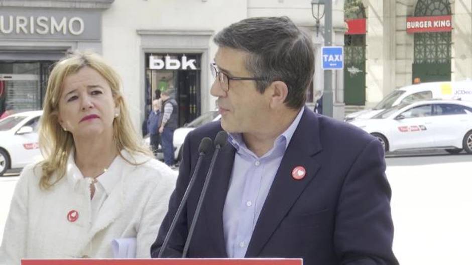 López (PSE) defiende a Eguiguren y al PSOE de insultos