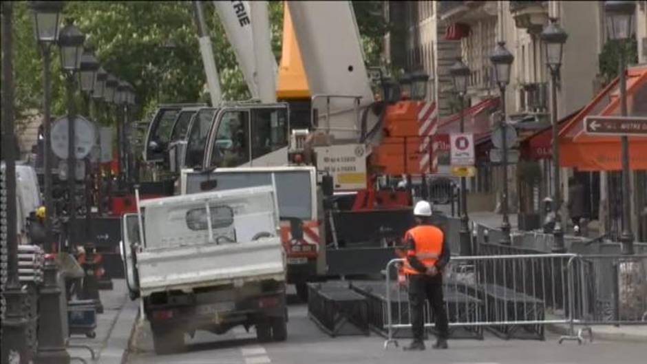 Notre Dame sobrevive a la lluvia gracias a las medidas de seguridad