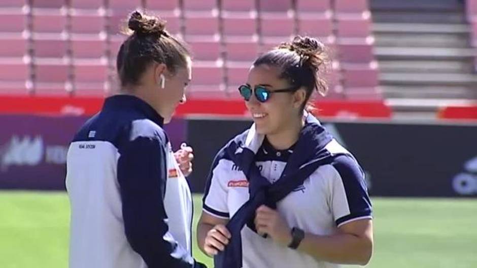 Toma de contacto con el césped antes de la final de la Copa de la Reina