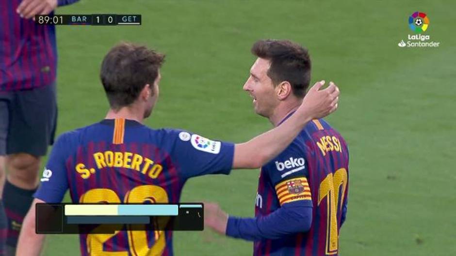 Gol de Arambarri en propia puerta (2-0) en el Barcelona 2-0 Getafe