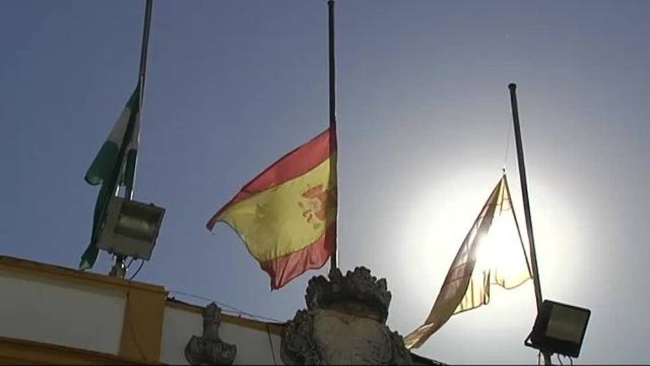 Sevilla y Utrera despiden a Reyes