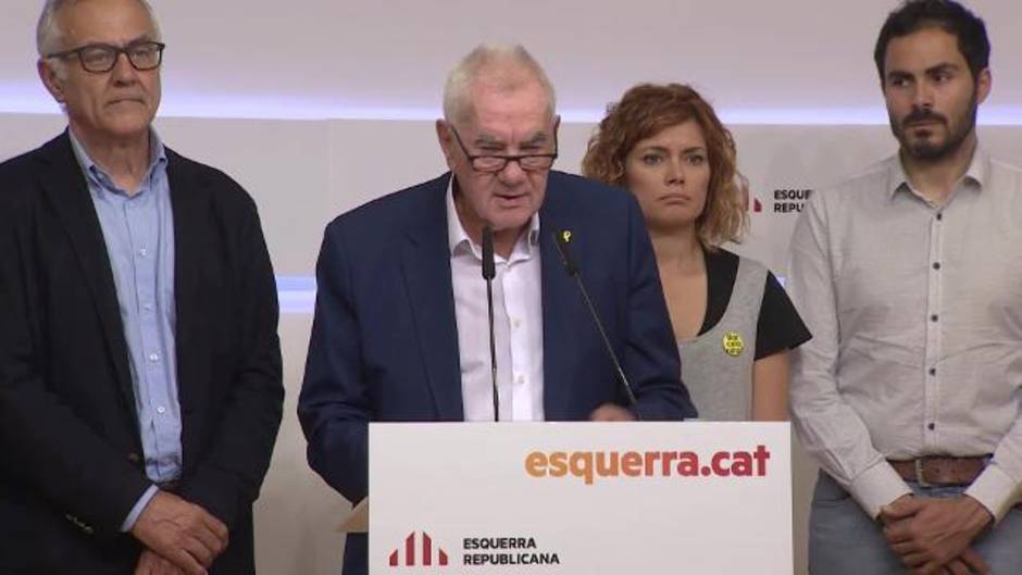 Maragall suspende negociaciones con Colau hasta que se decida