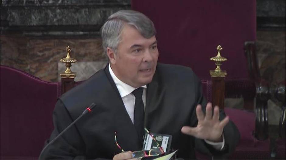 Abogado de 'La Manada': "Simplemente tenía que decir que no"