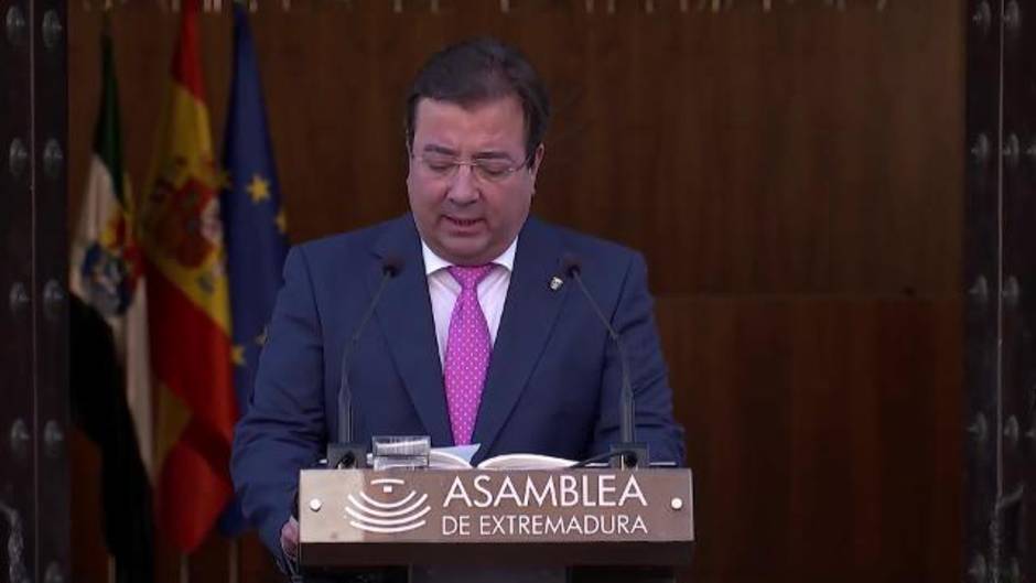 Vara promete su cargo por su "conciencia y honor"