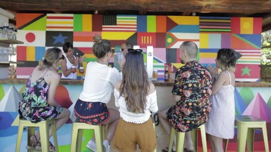 Okuda interviene Casa San Miguel Ibiza, el mejor plan para disfrutar de la isla