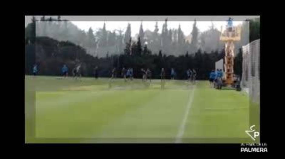 El segundo entrenamiento del Betis con Rubi, en Montecastillo