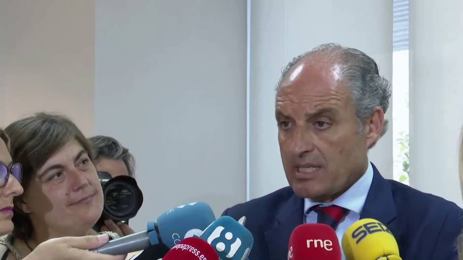 Camps acusa a Puig de "utilizar" la Abogacía de la Generalitat contra él