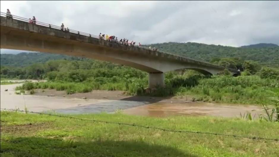 Peligrosa atracción turística con cocodrilos de Costa Roca