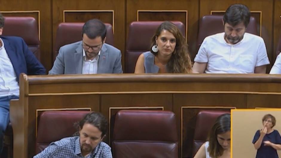 Sánchez se presenta a la investidura sin mencionar el conflicto catalán