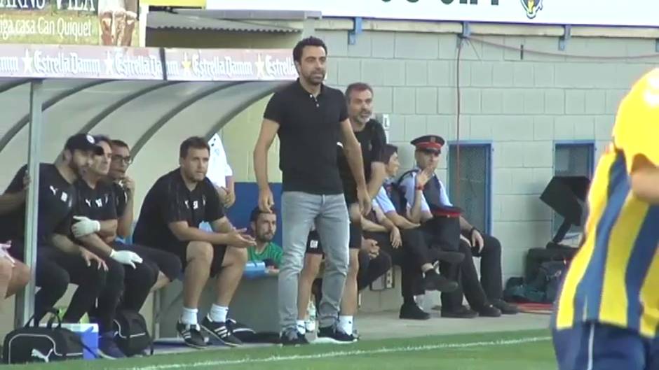 Xavi Hernández debuta como entrenador