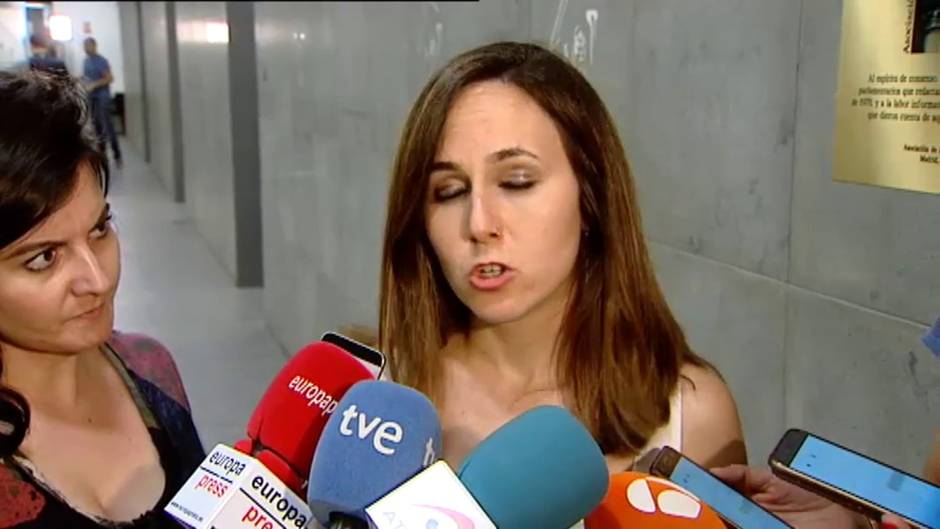 Belarra asegura que seguiran tendiendo la mano el PSOE "para construir juntos un gobierno de coalición con lealtad"