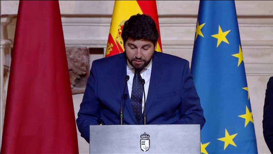 López Miras ofrece "un gobierno sólido" que garantice a Murcia un "futuro de progreso, esperanza y concordia"