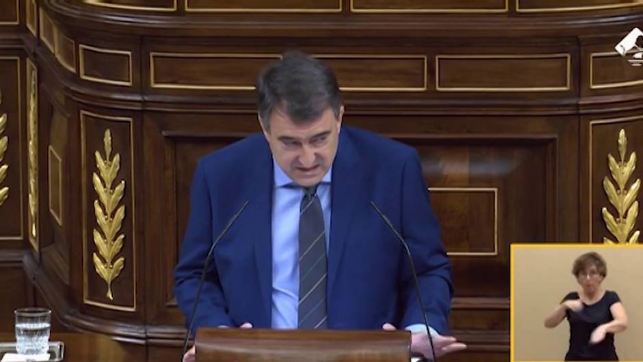 PNV dice a Sánchez que "para sumar hay que ceder"