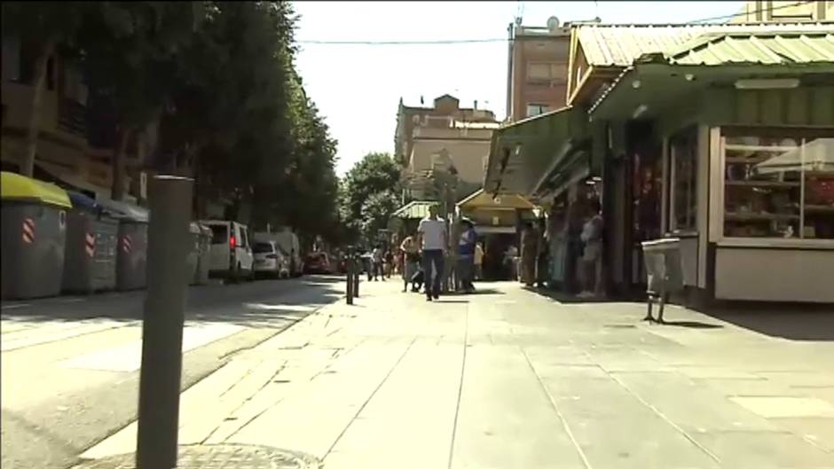 Buscan a los agresores que golpearon con un patinete a un joven en Hospitalet de Llobregat