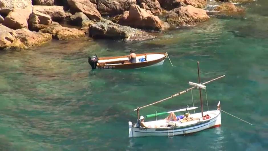 Las autoridades de la Costa Brava tomarán medidas para evitar macrofiestas en calas protegidas