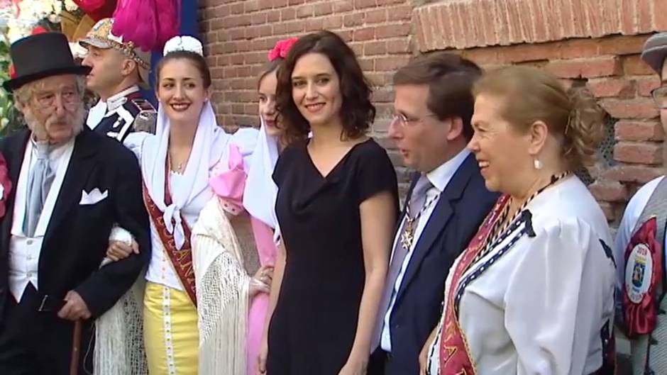 Díaz Ayuso se estrena como presidenta de la Comunidad de Madrid en las fiestas de La Paloma