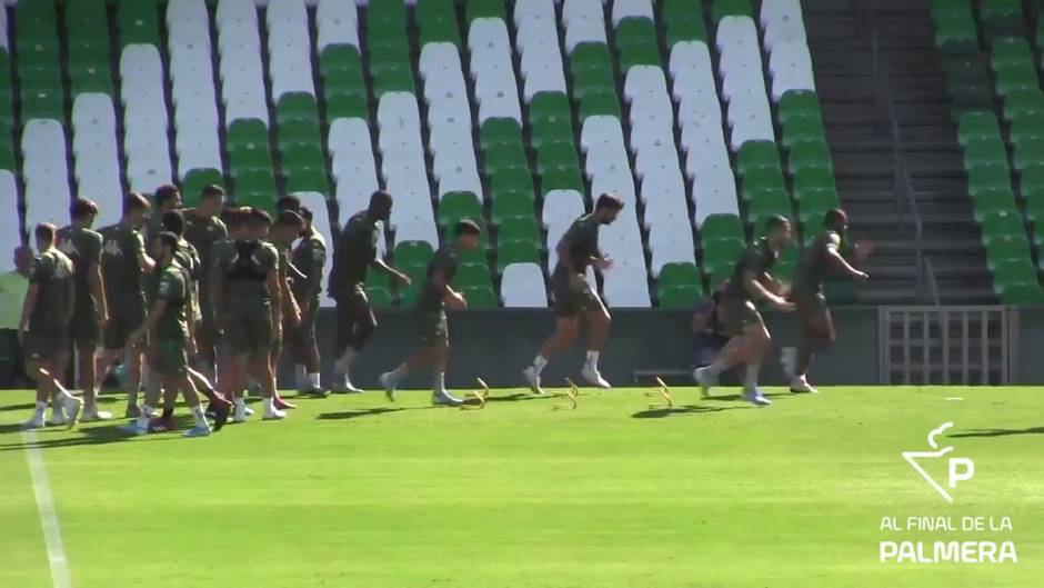 Primer entrenamiento de Borja Iglesias con el Betis