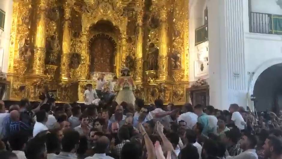 Salida de la Virgen del Rocío