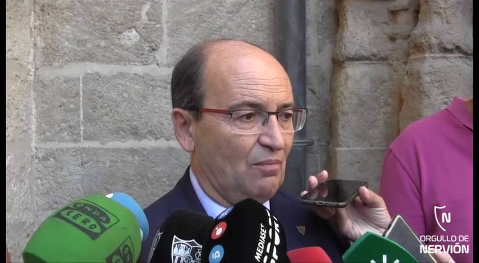 Castro confirma que estudian construir un tercer anillo en el estadio