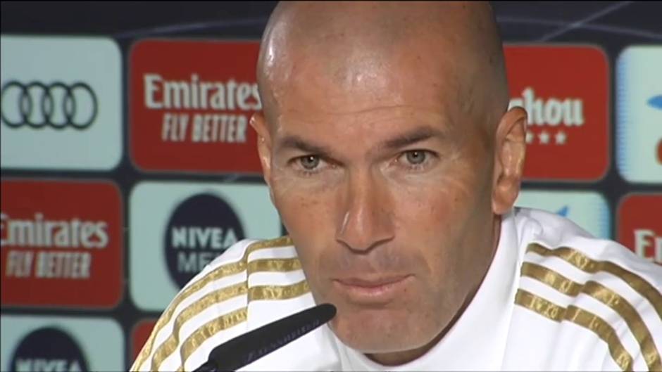 Zidane: "Dejad de decir que no cuento con Vinícius"