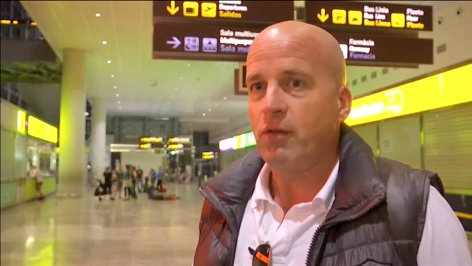 La gota fría deja a miles de turistas sin playa y atrapados