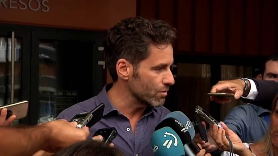 Sémper responde a Álvarez de Toledo: "Mientras algunas caminaban cómodamente sobre mullidas moquetas, otros nos jugábamos la vida"