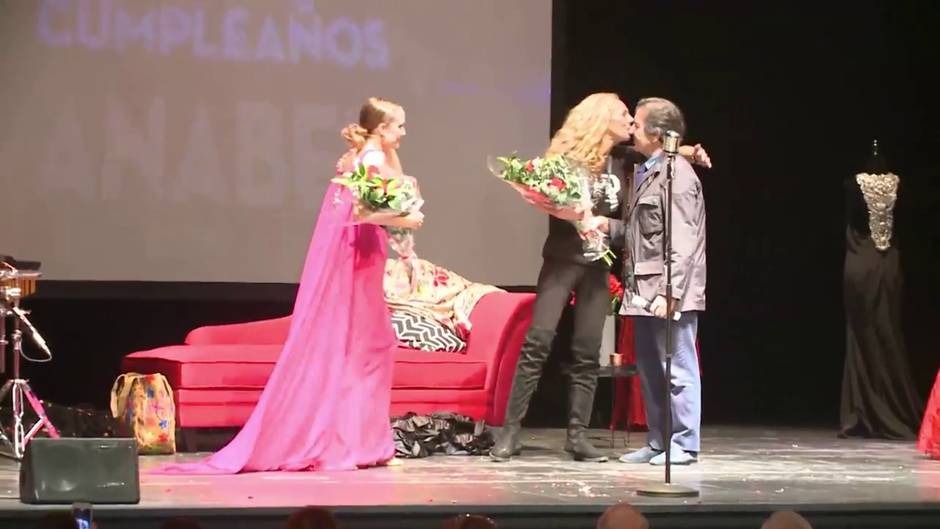 Rocío Carrasco inaugura el nuevo musical sobre Rocío Jurado