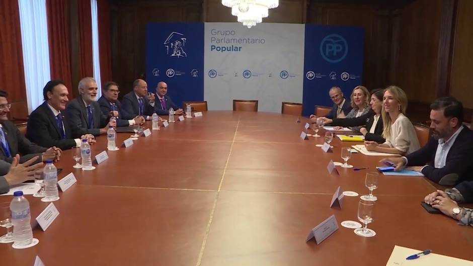 PP se reúne con Conferencia de Rectores de las Universidades Españolas
