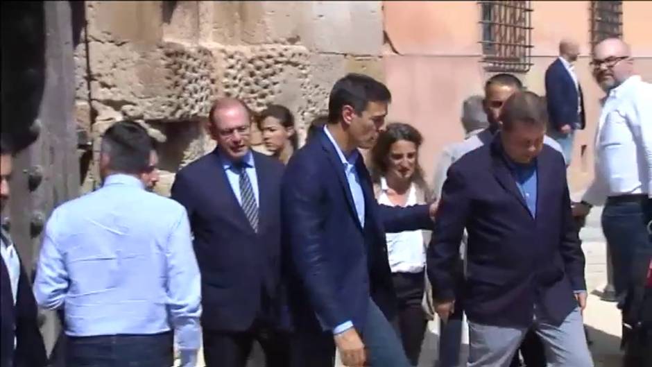 Rivera lanza una propuesta para investir a Sánchez cuando el rey arranca los contactos