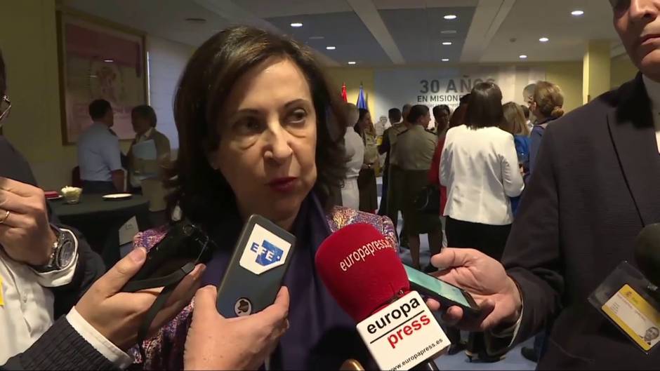 Robles asegura que la llamada a la desobediencia de Torra es "inaceptable"