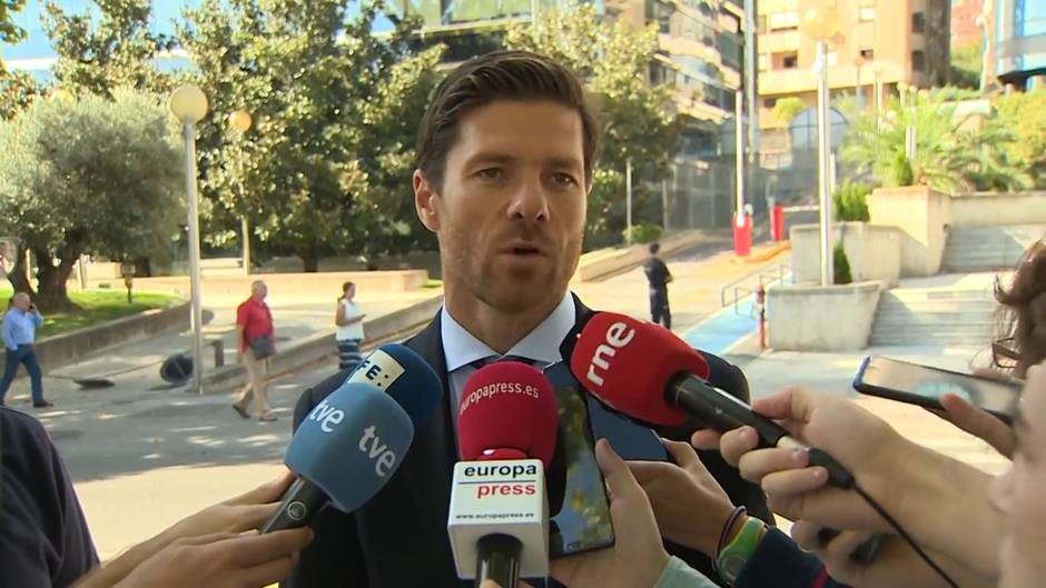 Xabi Alonso defiende su "inocencia" a la salida del juicio