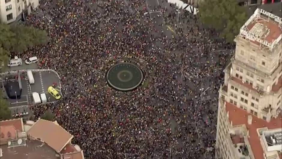 Más de medio millón de asistentes en la manifestación de esta tarde en Barcelona según la Guardia Urbana