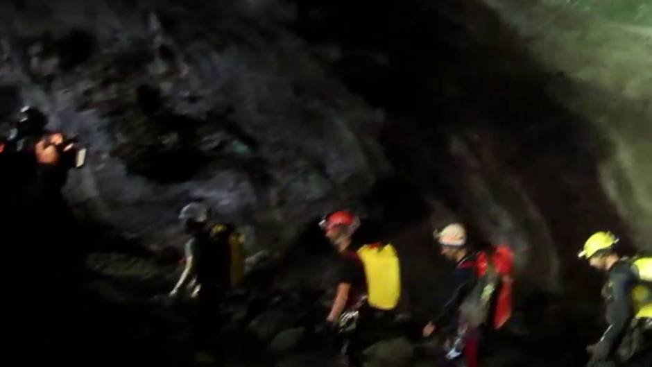 Los cuatro espeleólogos portugueses han sido rescatados