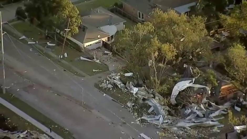 Un tornado deja múltiples destrozos en Dallas