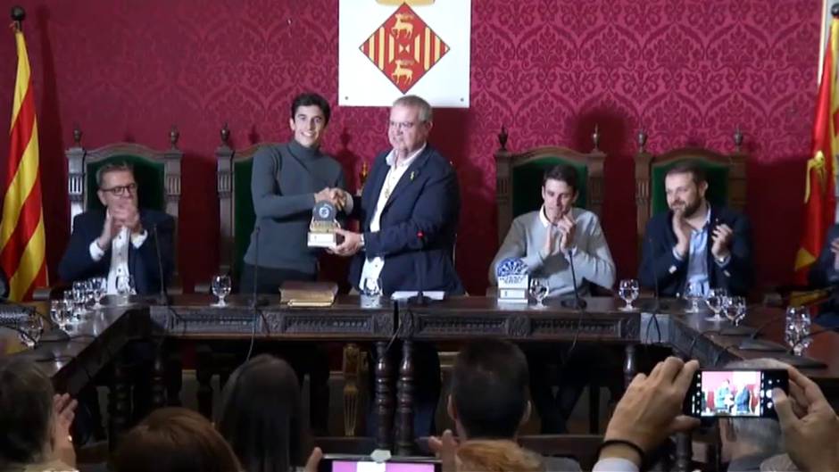 El Ayuntamiento de Cervera recibe a los hermanos Márquez