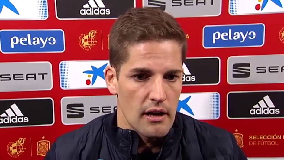 Robert Moreno se muestra orgulloso del hambre de gol de España en el choque con Malta