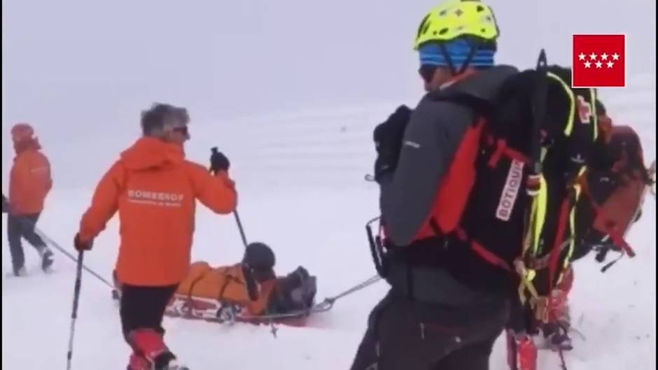 Rescatan a un esquiador tras sufrir un esguince en Navacerrada