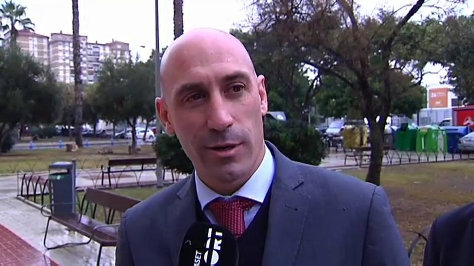 Rubiales da su opinión sobre el comunicado de Robert Moreno