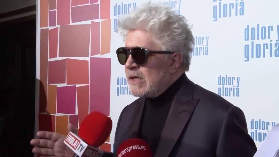 Almodóvar, Banderas y Ana de Armas participarán en los Globos de Oro