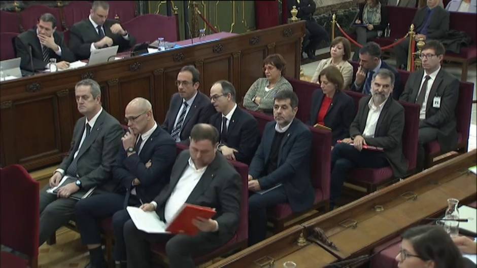 Las cárceles catalanas proponen otorgar el segundo grado a los condenados por el 1-O