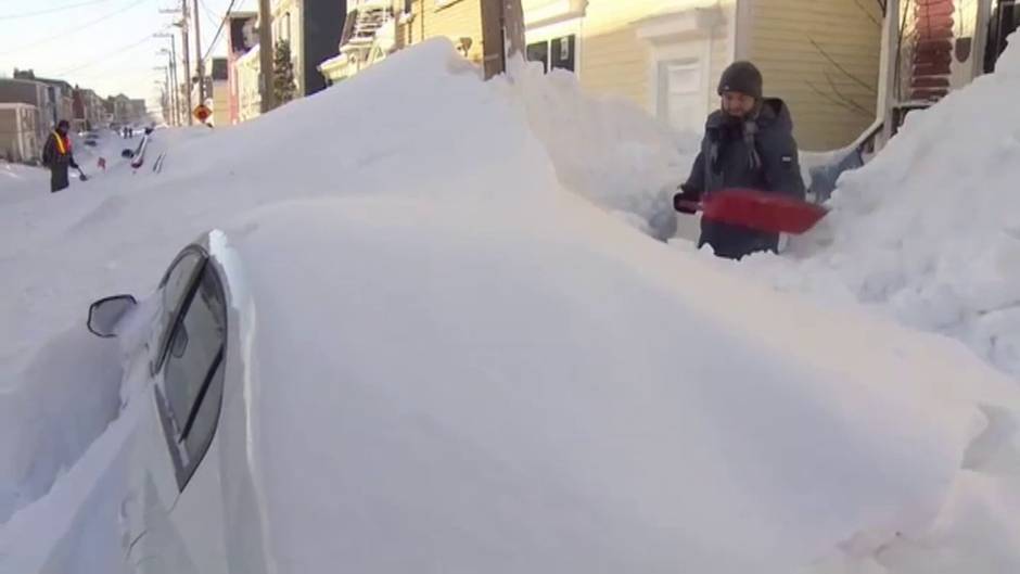 Una gran nevada sepulta San Juan de Terranova bajo un manto blanco
