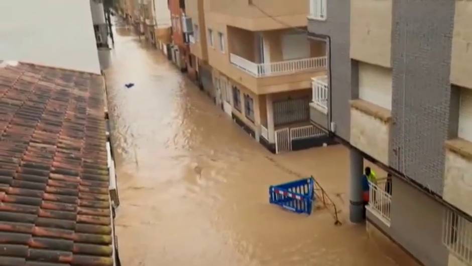 Piden soluciones en Los Alcázares tras sufrir tres inundaciones en los últimos meses