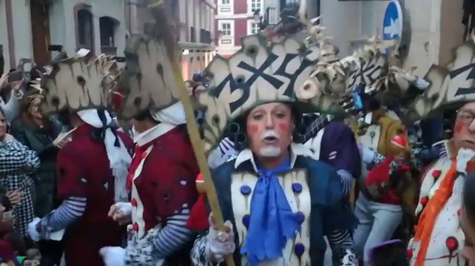 'El Batallón Rebaná' recuerda a Manolo Santander en la calle