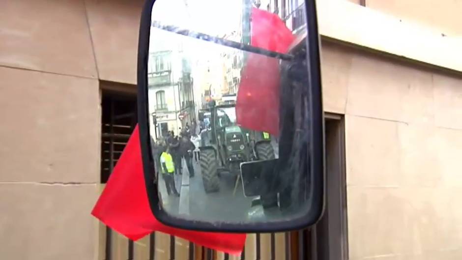 'Encierro' de tractores en Pamplona