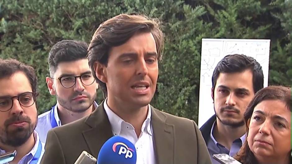 Montesinos acusa a Sánchez de "obedecer" a independentistas