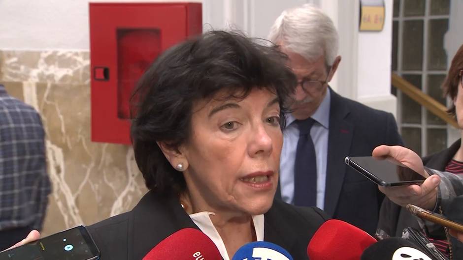 Celaá, tras el positivo de una escolar de Madrid: "No hay por qué alarmarse"