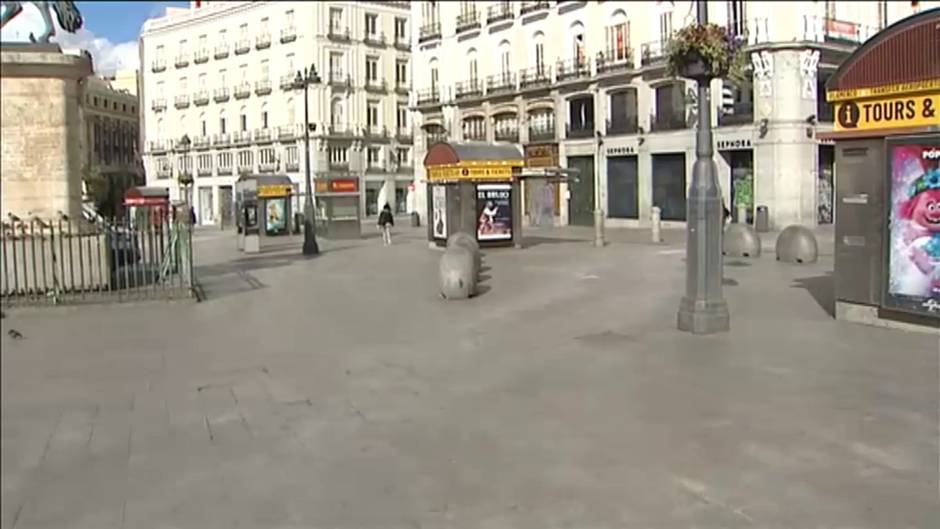 Insólitas imágenes de las calles de Madrid vacías durante la crisis del coronavirus