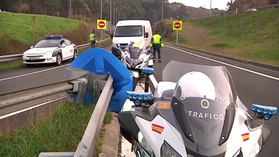 Controles a vehículos en la A-8 entre Cantabria y Bizkaia