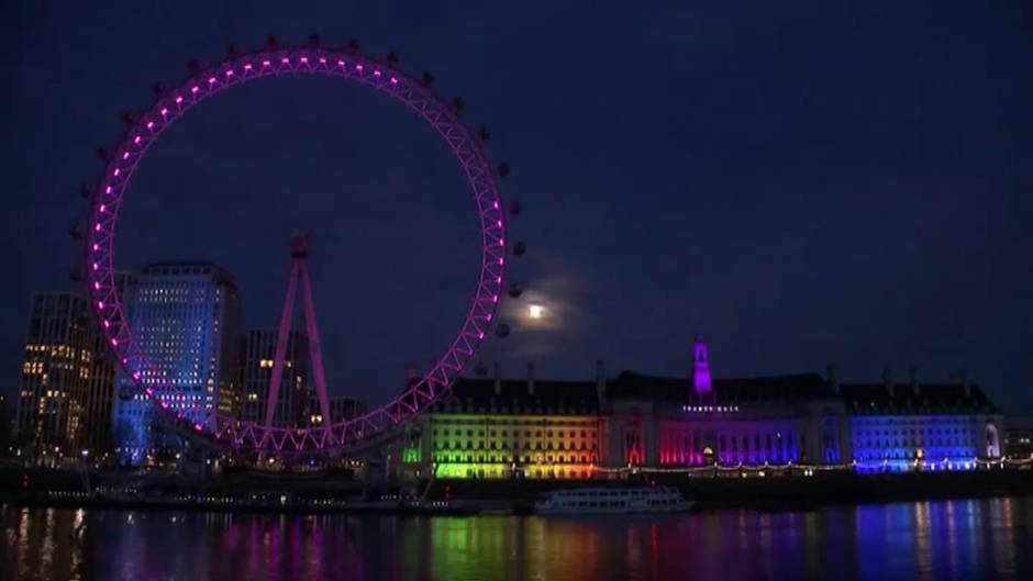 La superluna rosa de abril