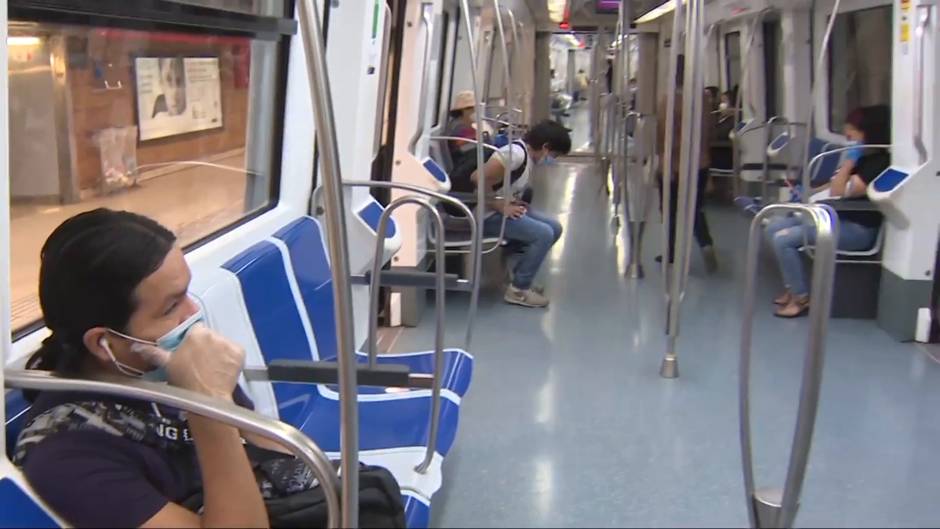El uso de mascarillas es obligatorio en el Metro de Barcelona